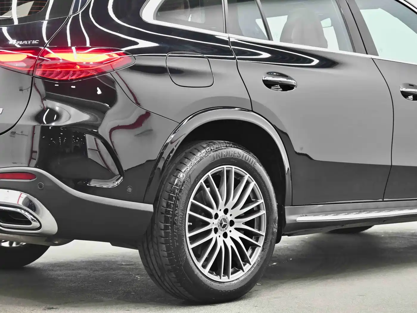 Mercedes-Benz GLC 2024 GLC 300 L 4MATIC Dynamic 5-seater фото 7