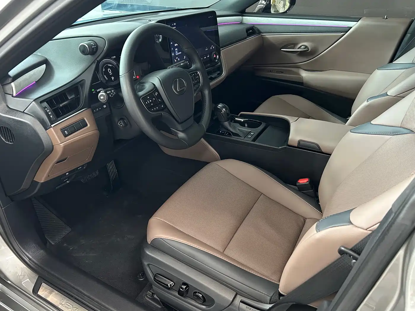 Lexus ES 2025 2025 300h Ultimate Edition