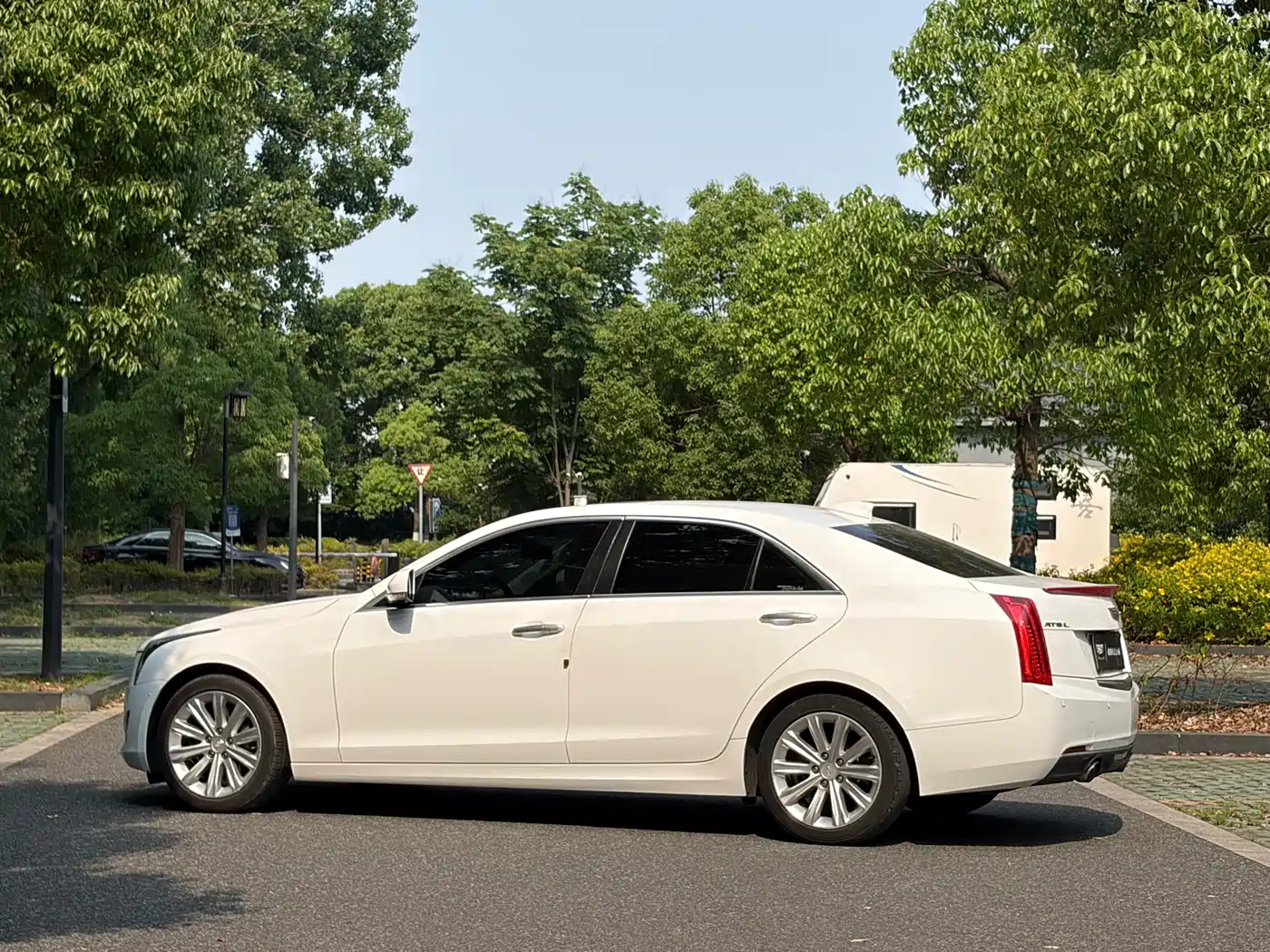 Cadillac ATS-L 2017 28T Technology фото 9
