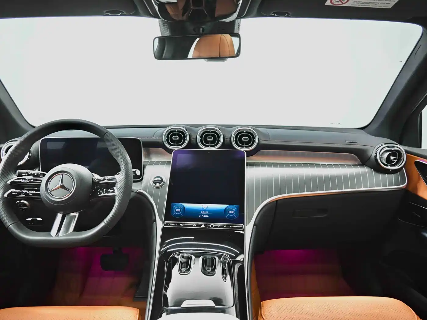 Mercedes-Benz GLC 2024 GLC 300 L 4MATIC Dynamic 5-seater фото 30