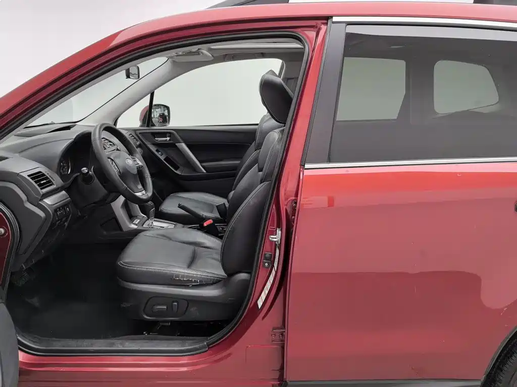 Фото 10 - Subaru Forester