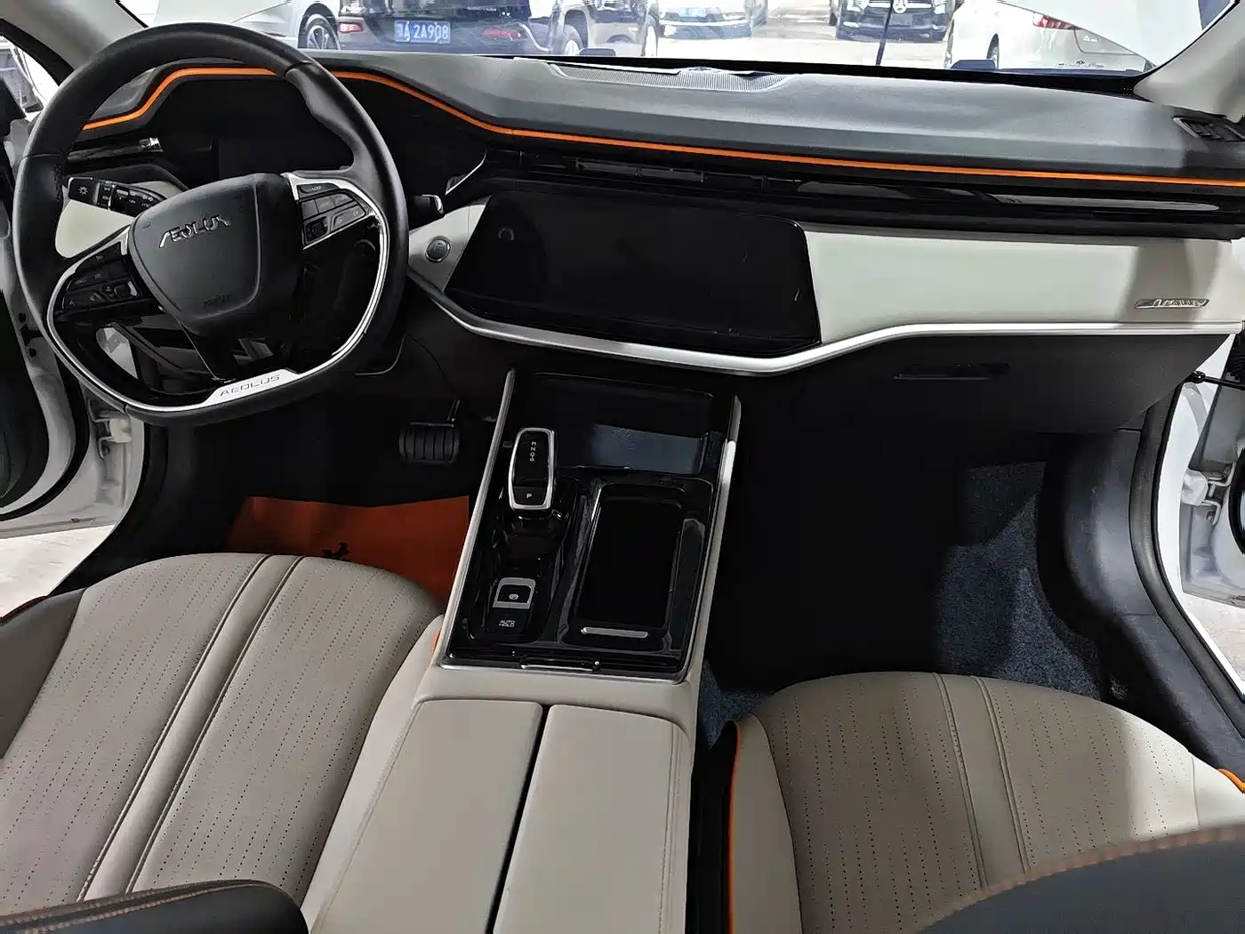 DONGFENG YI HYUN MAX