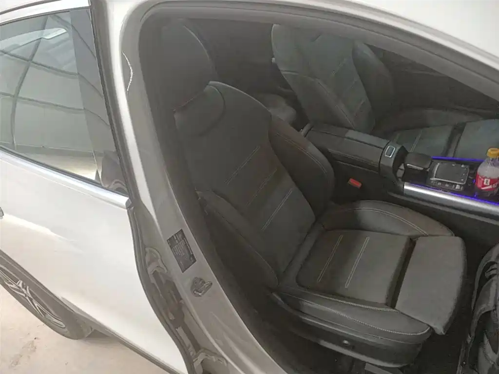 Mercedes-Benz EQA 2022 EQA 300 4MATIC Launch Special Edition фото 25