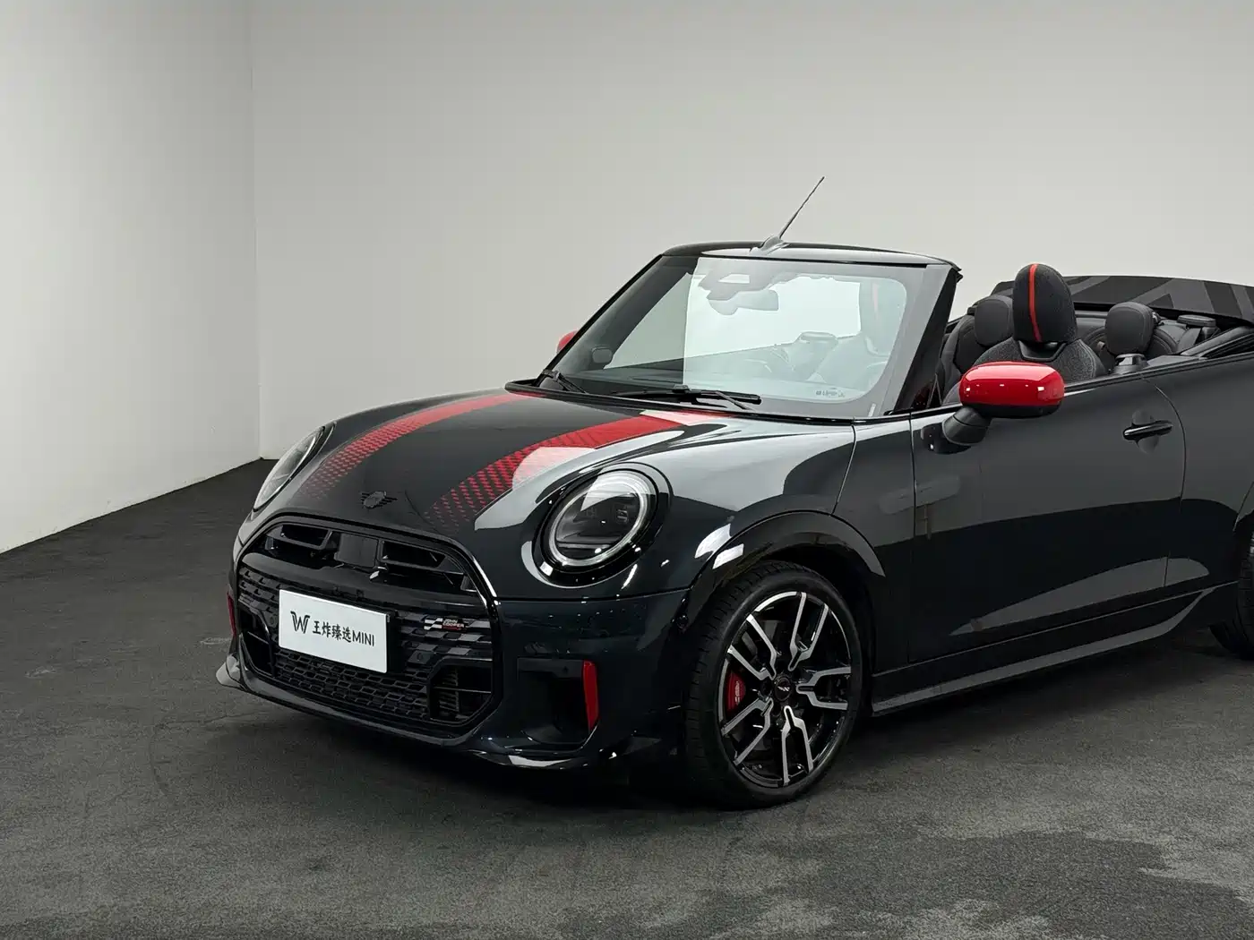 MINI JCW 2026 2025 JOHN COOPER WORKS CABRIO