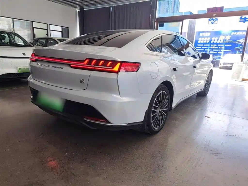 BYD Han 2020 EV Extended Range Luxury фото 7