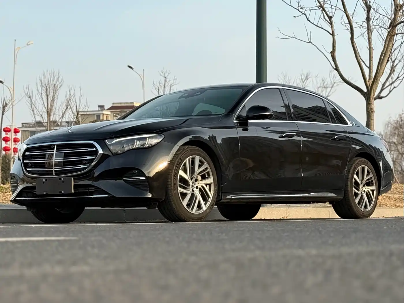 Mercedes-Benz E-Class 2024 E 300 L Fashion фото 2
