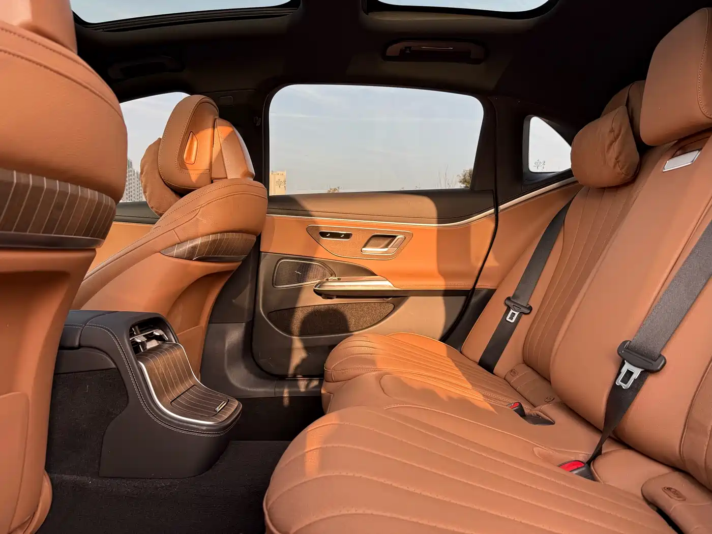 Mercedes-Benz E-Class 2024 E 300 L Fashion фото 11