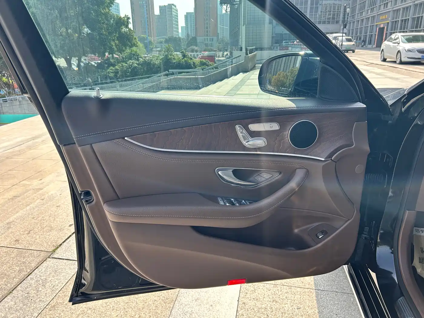 Mercedes-Benz E-Class 2020 Facelift E 260 L фото 12