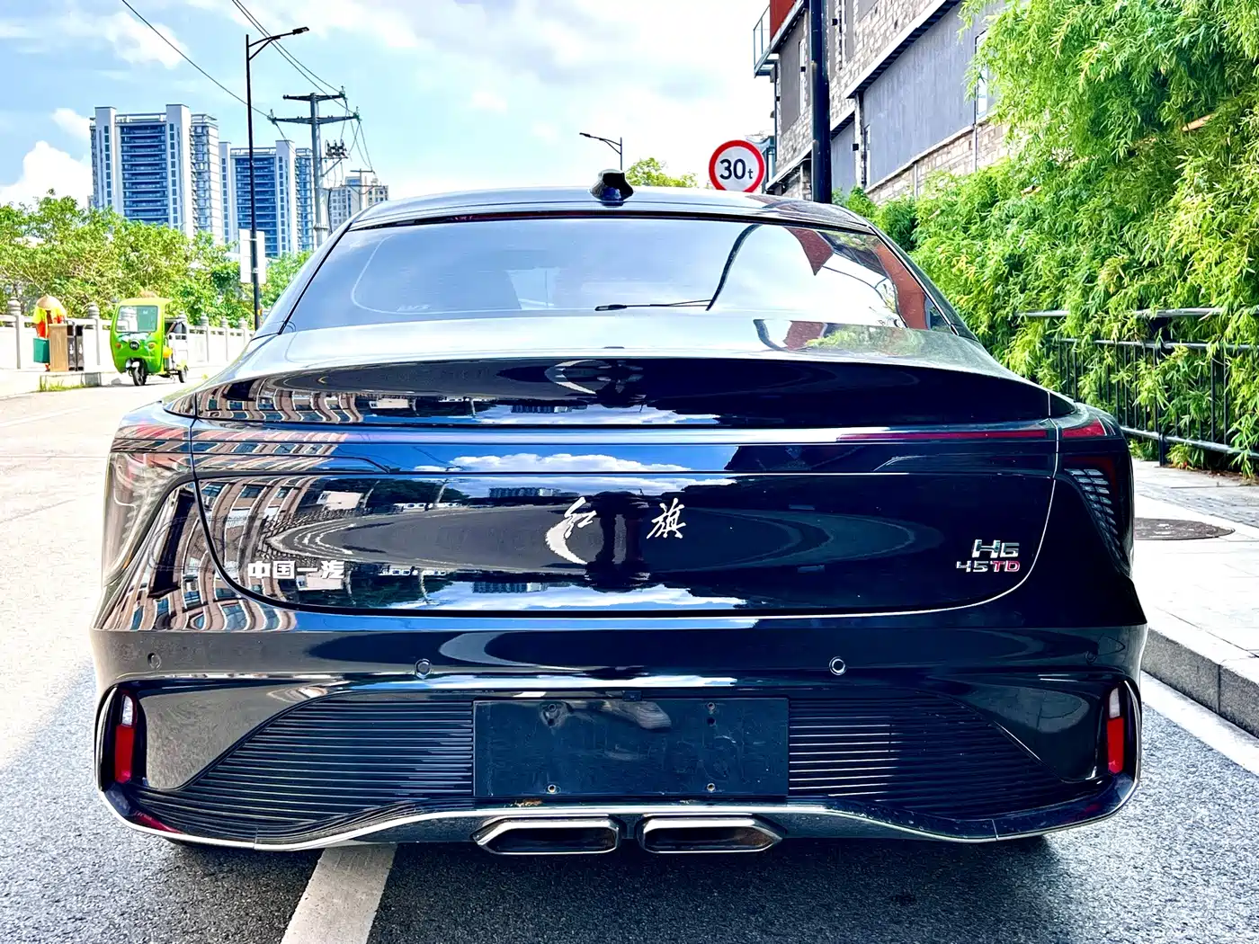 Hongqi H6 2026 2025 Model 2.0T Fashion Edition