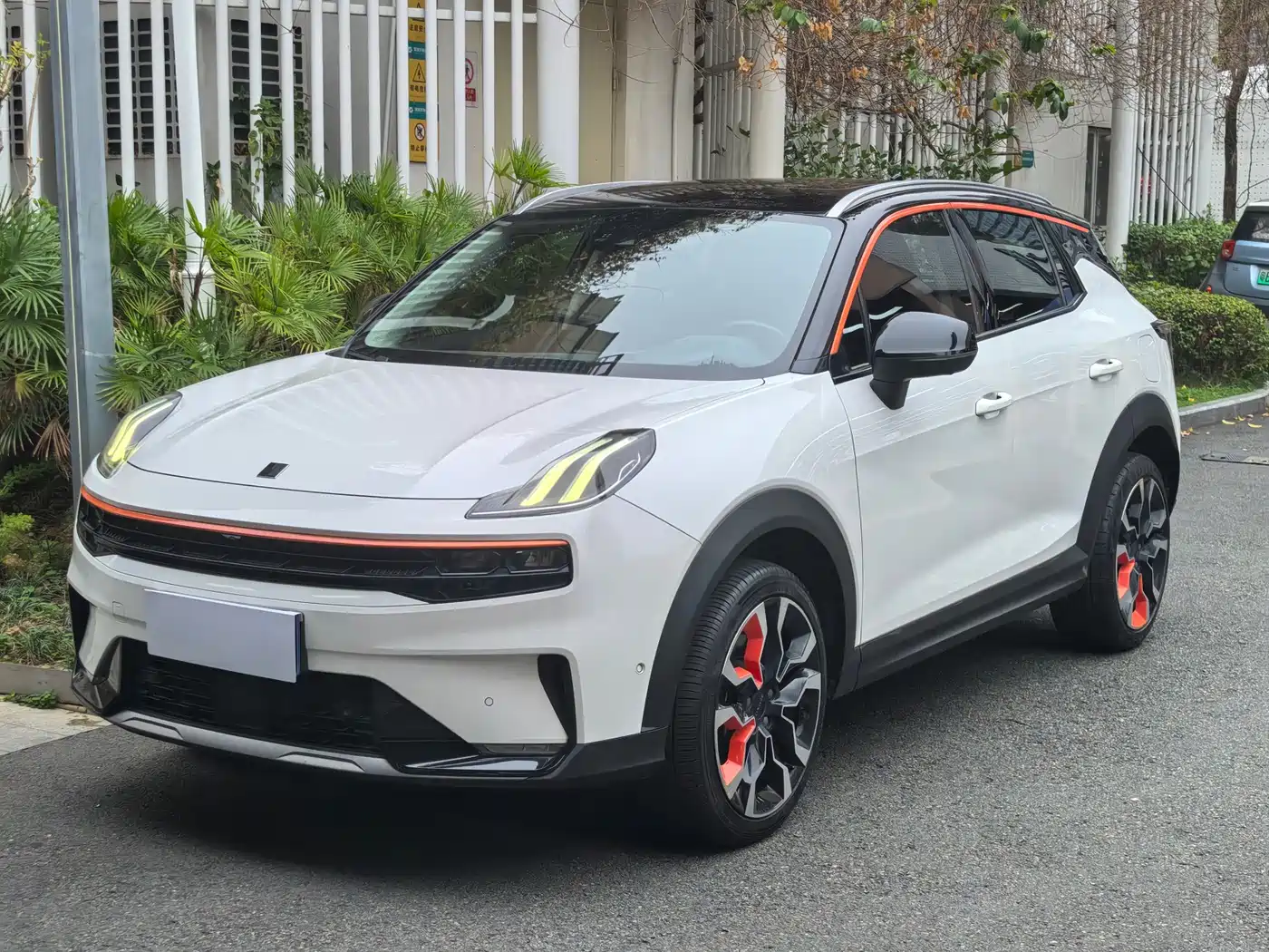Lynk & Co 06 2020 1.5T Halo