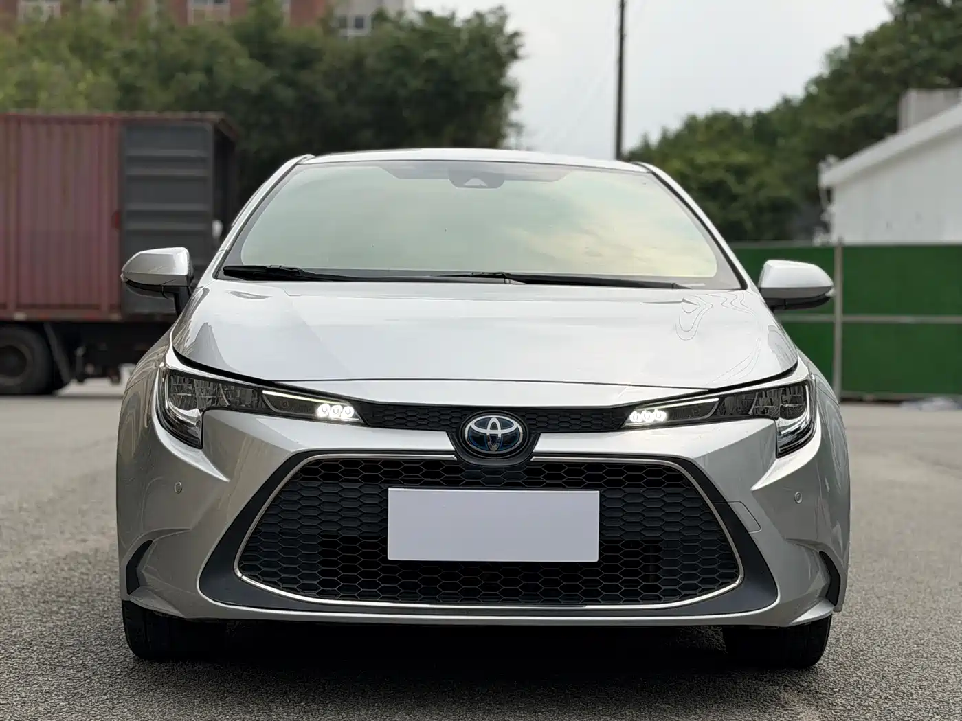 Toyota Levin 2021 Dual Hybrid 1.8H E-CVT Leading Edition фото 2