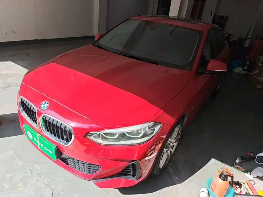 Фото 1 - BMW 1 Series