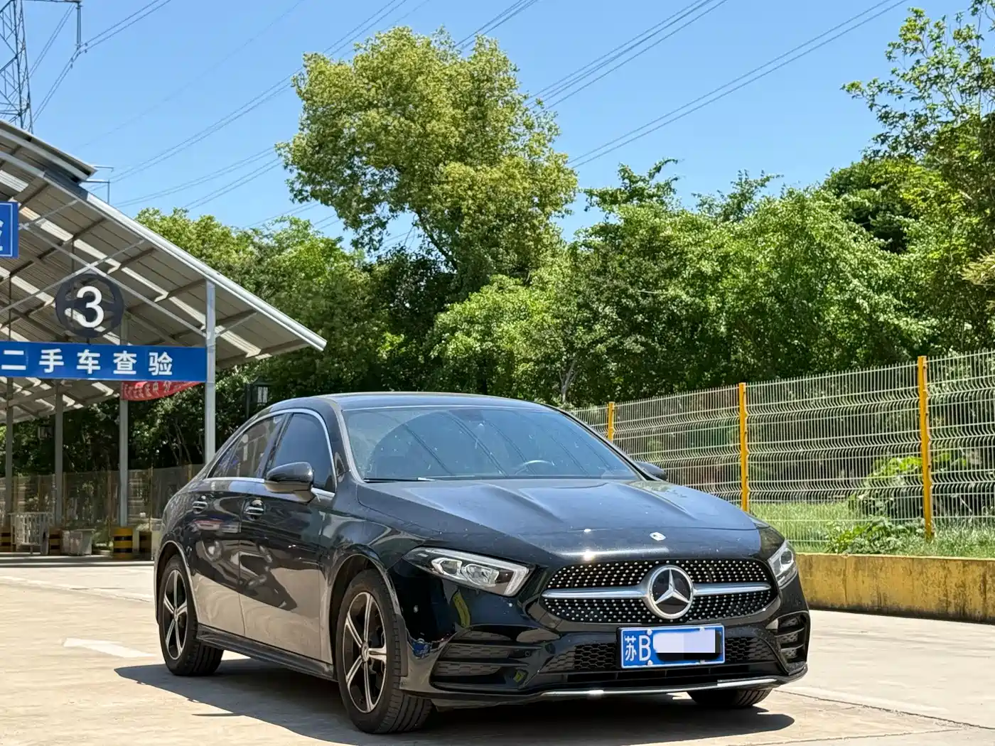 Mercedes-Benz A-Class 2023 A 200 L Fashion фото 3
