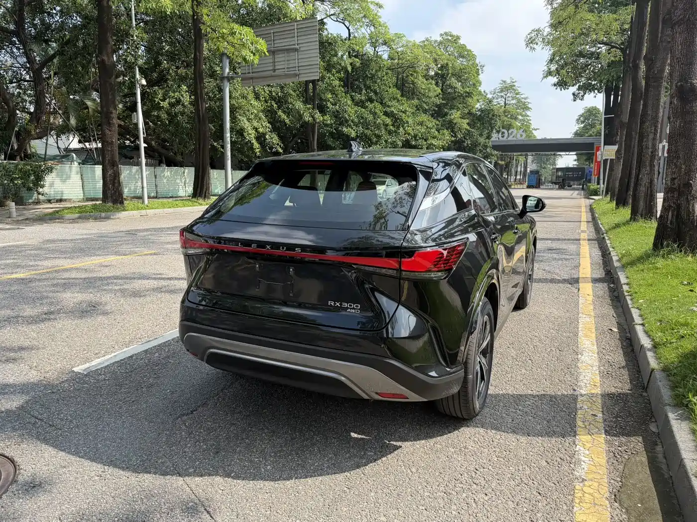 Lexus RX 2026 2026 300 AWD Premium Edition