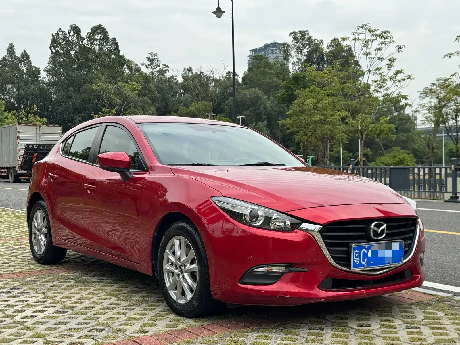 Фото 3 - Mazda Mazda 3