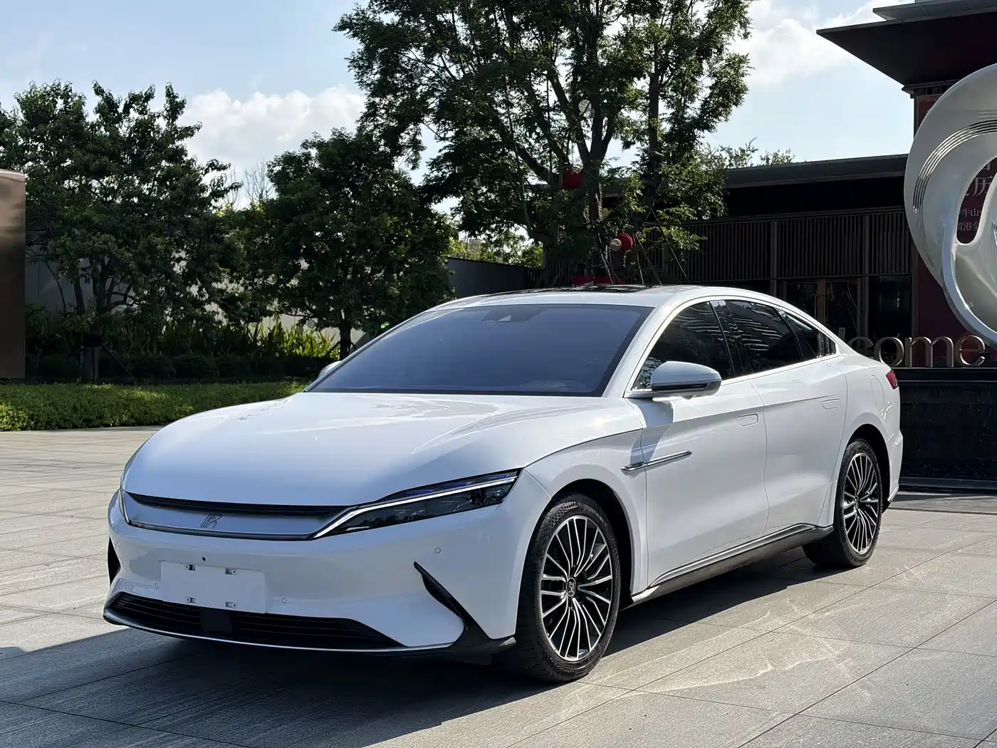 BYD Han 2020 EV Extended Range Luxury фото 2