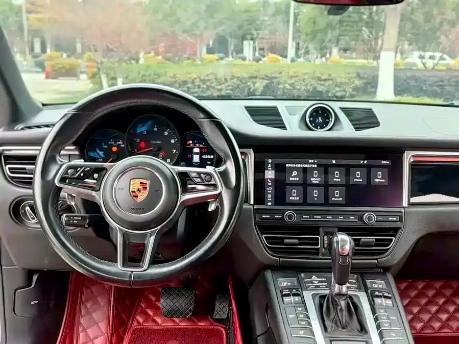 Porsche Macan 2018 Macan 2.0T фото 5