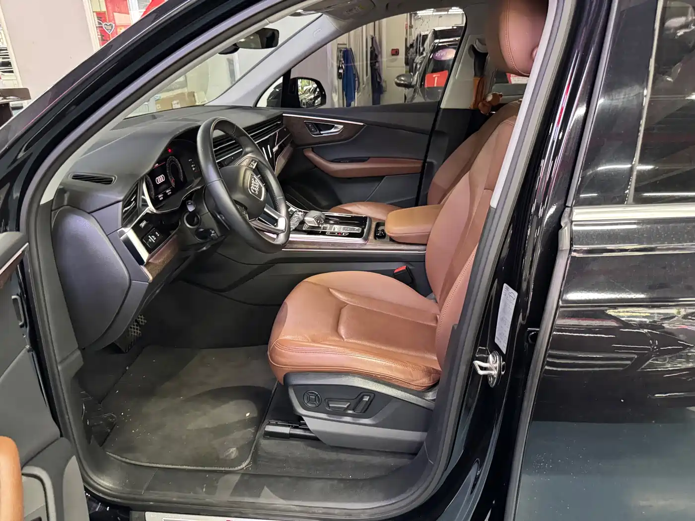 AUDI Q7