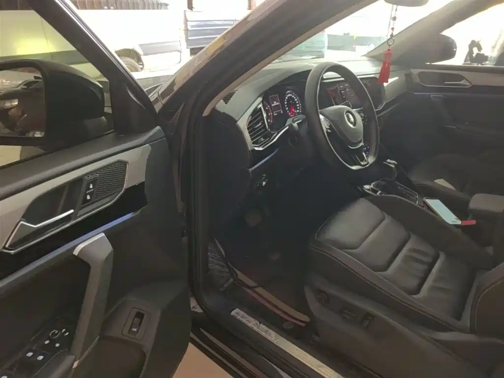 Volkswagen Tayron 2022 280TSI 2WD Luxury Smart Connect Edition фото 16