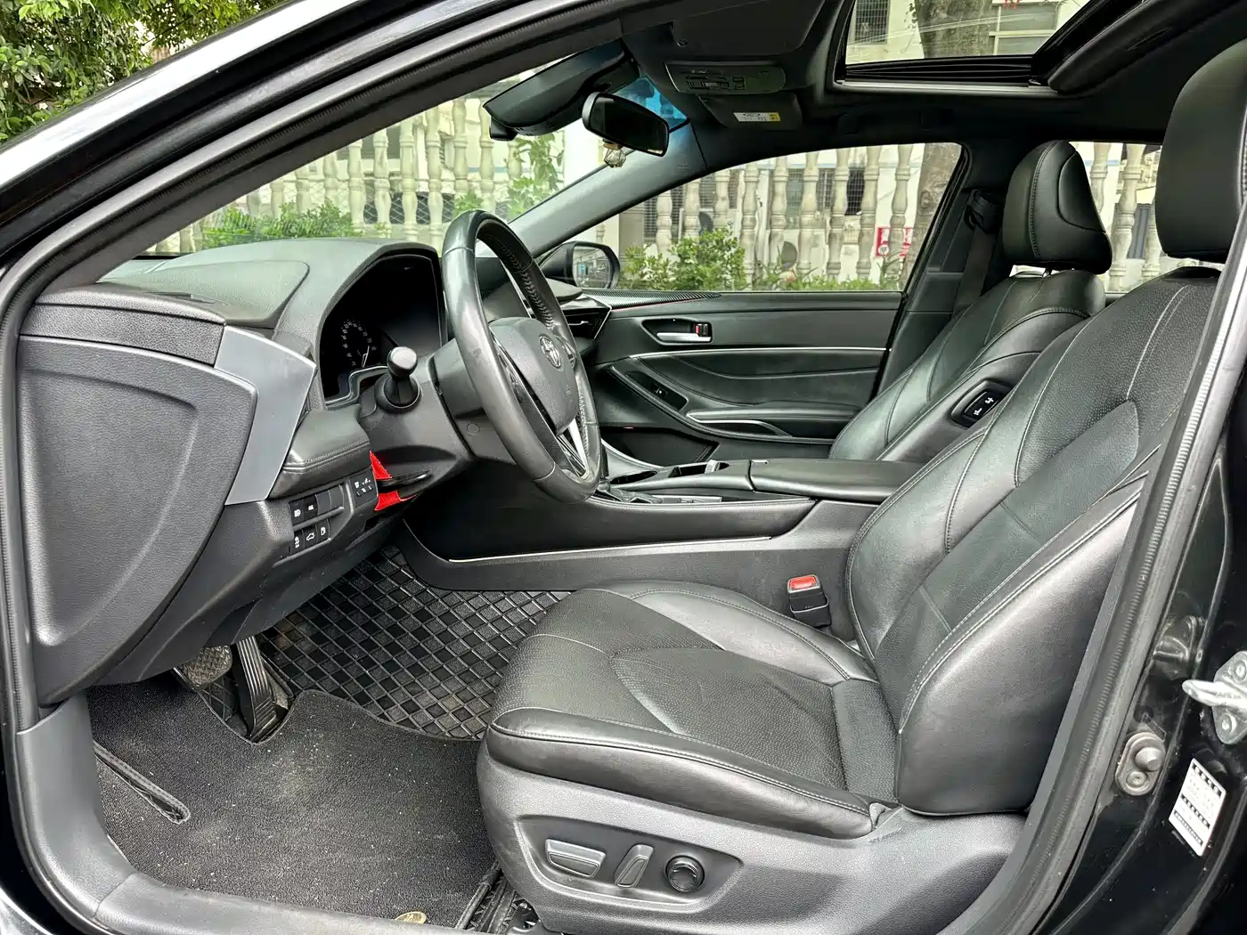 Toyota Avalon 2022 2.0L Luxury Edition фото 5