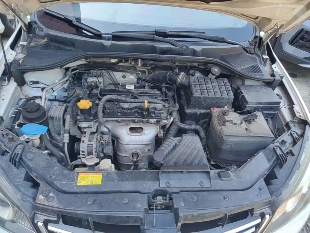 Фото 25 - Roewe 350