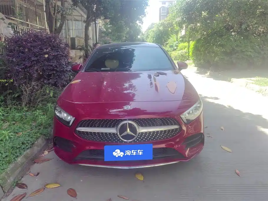Mercedes-Benz A-Class 2021 A 200 L Sport Sedan Fashion Edition фото 2