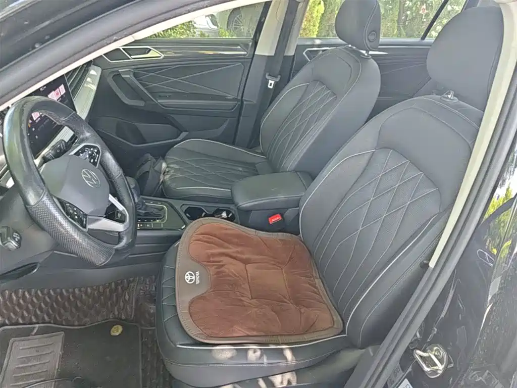 Volkswagen Tiguan L 2023 330TSI Auto 2WD R-Line Premium Edition фото 15