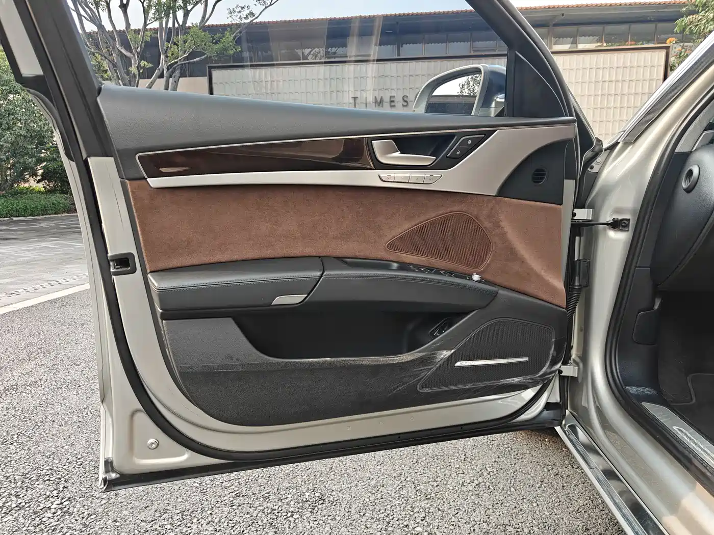 Audi A8 2014 A8L 45 TFSI quattro Luxury фото 15