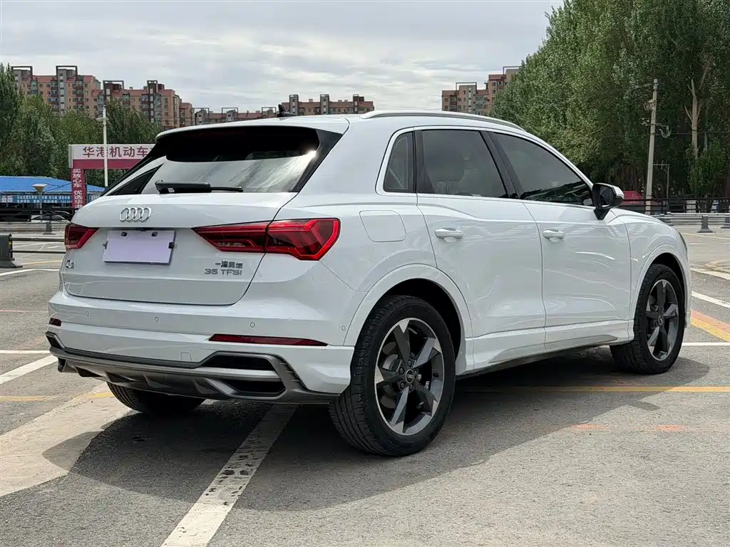 Audi Q3 2022 35 TFSI Fashion Dynamic фото 16