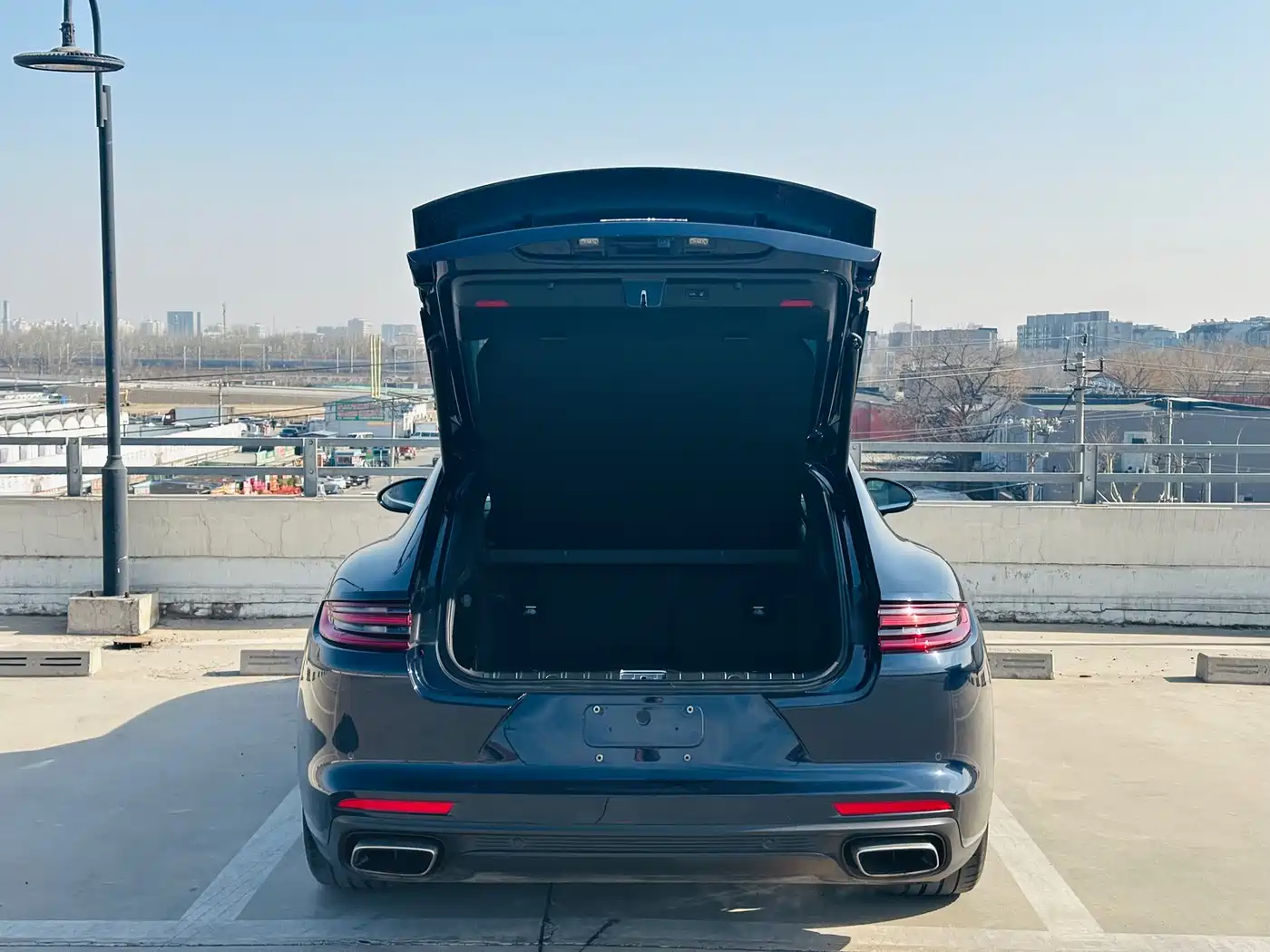 Porsche Panamera 2017 Panamera 3.0T фото 31