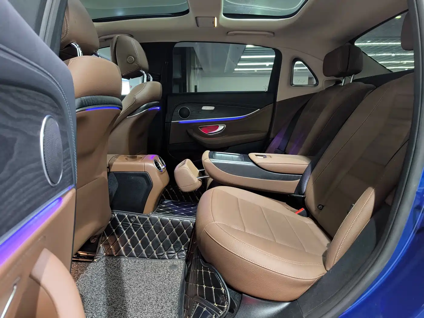 Mercedes-Benz E-Class 2020 Model E 260 L Sport фото 15