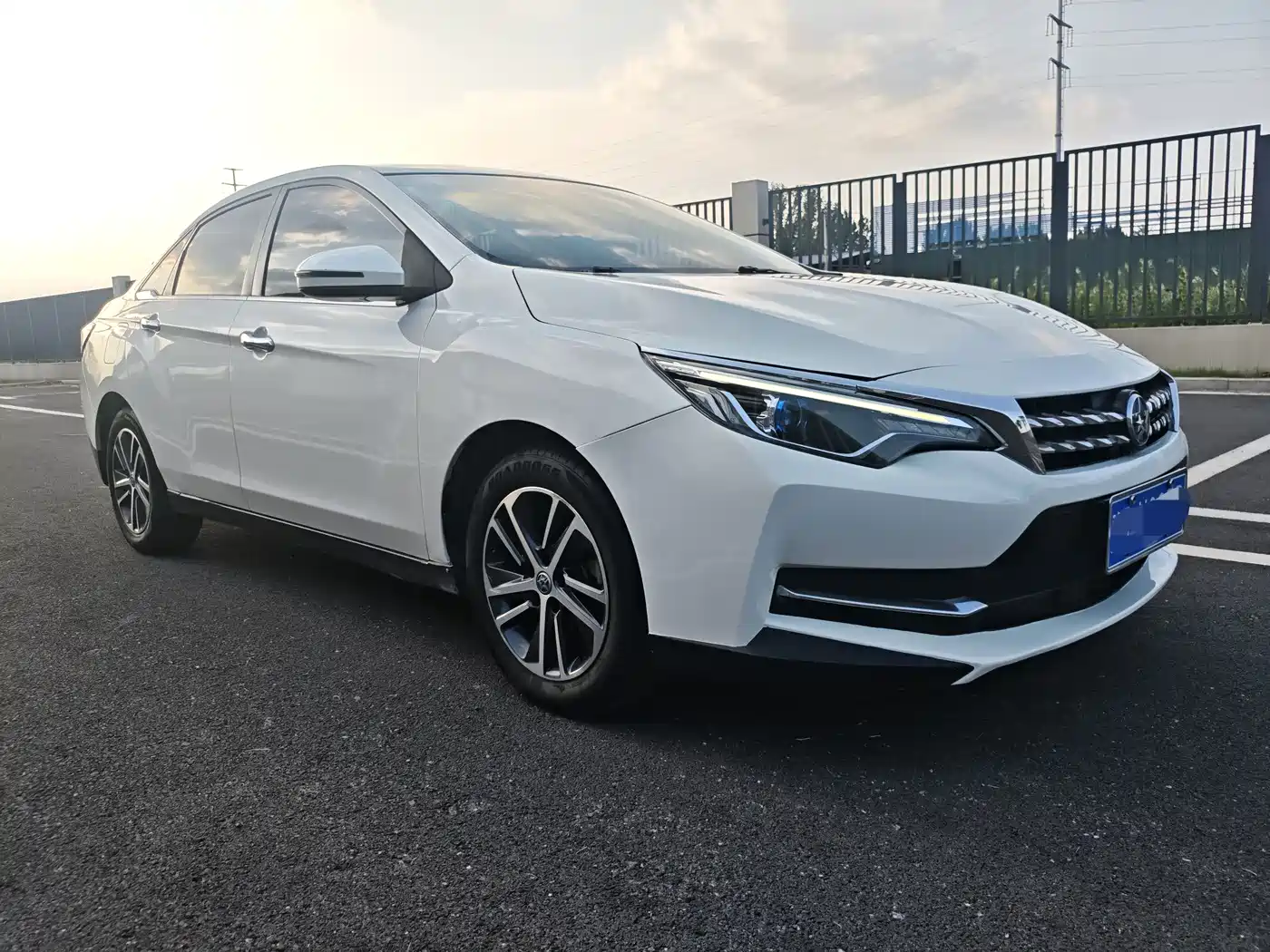 Venucia D60 2017 2018 1.6L CVT Smart Elite Edition
