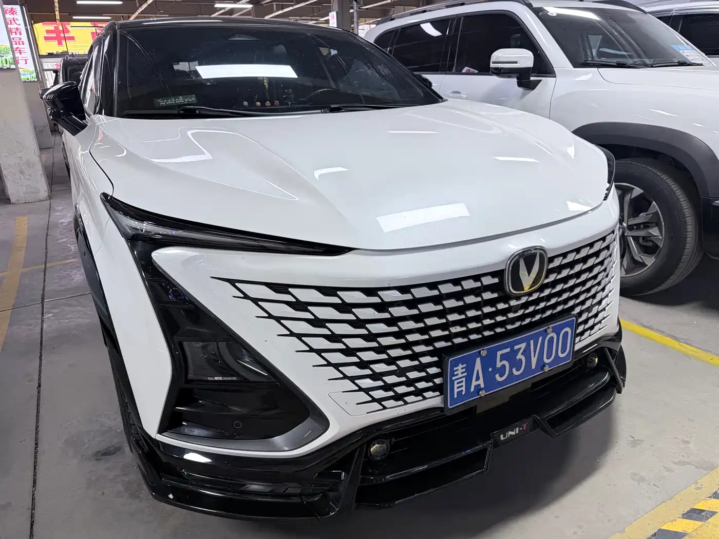 CHANGAN UNI T