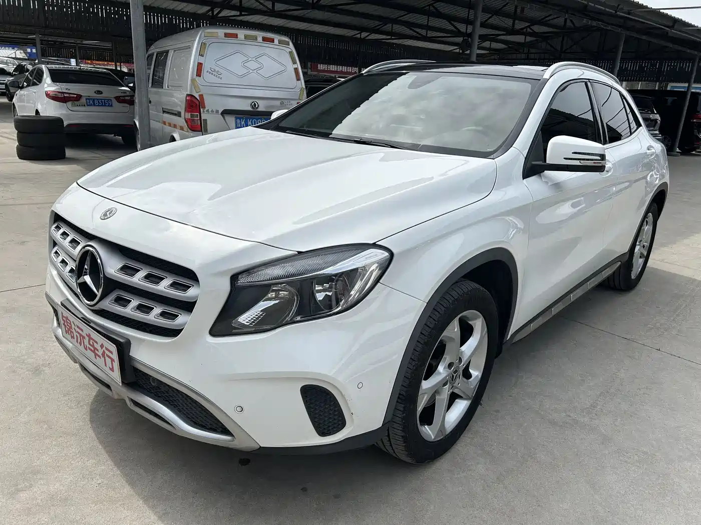 Mercedes-Benz GLA 2017 GLA 200 Dynamic