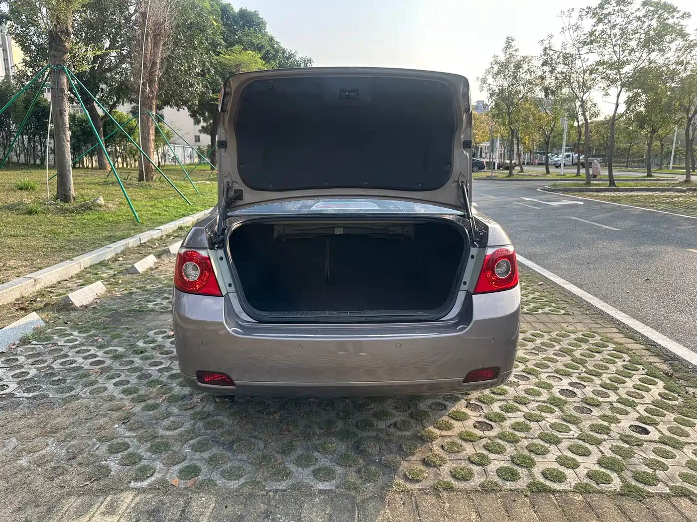 Chevrolet Epica 2013 1.8 SE Comfort AT фото 10
