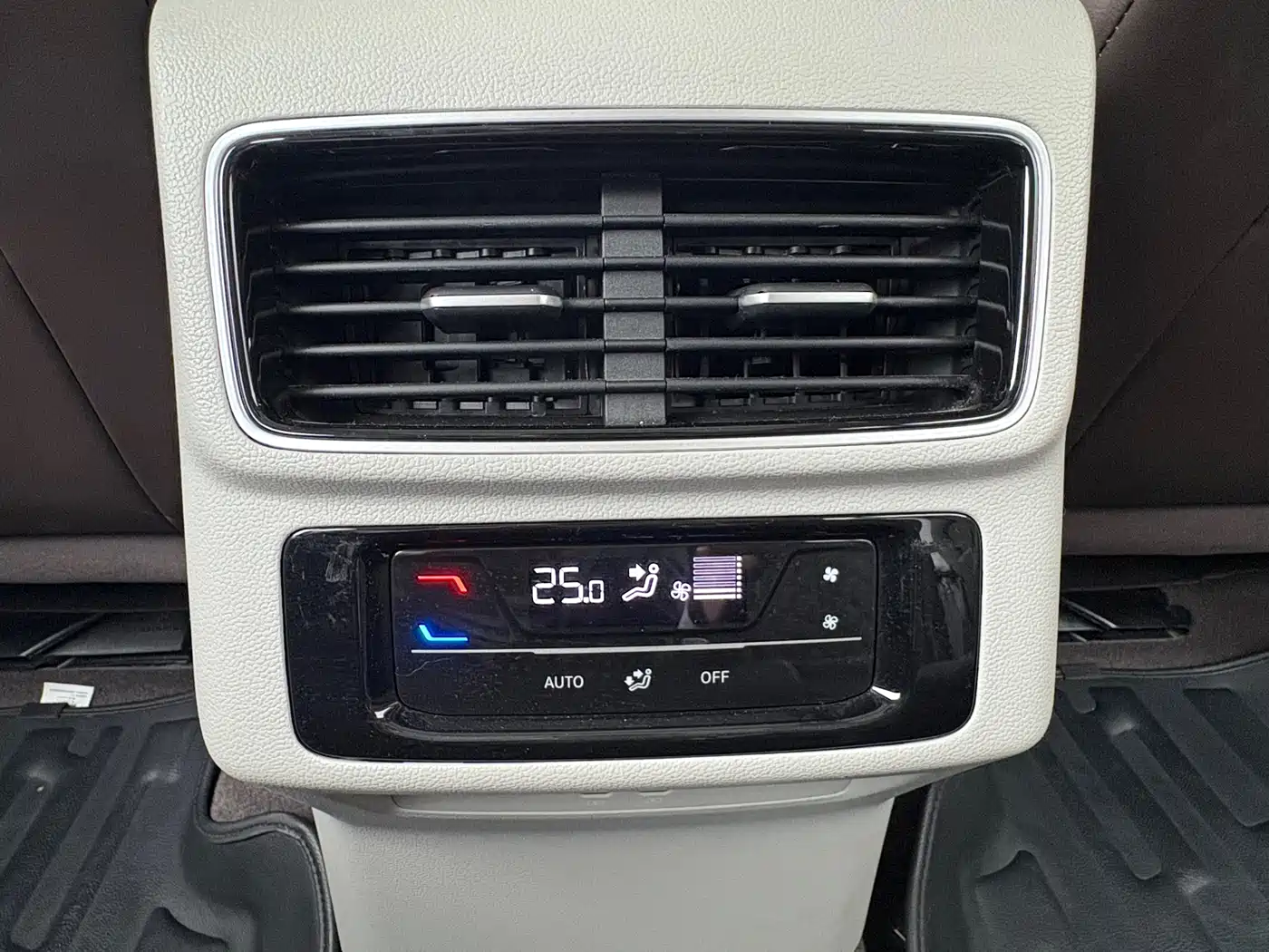 Volkswagen Talagon 2023 380TSI 4WD R-Line Touring Edition фото 16