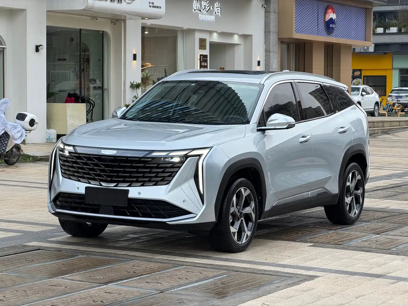 Geely Boyue L 2023 1.5TD DCT Premium
