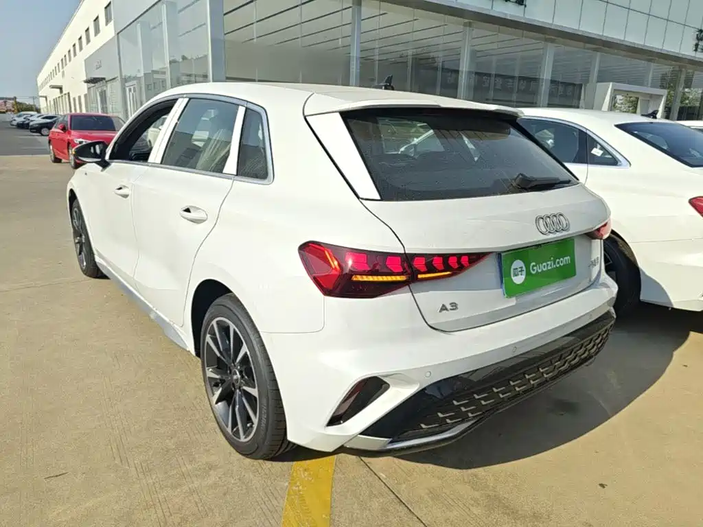 Фото 5 - Audi A3