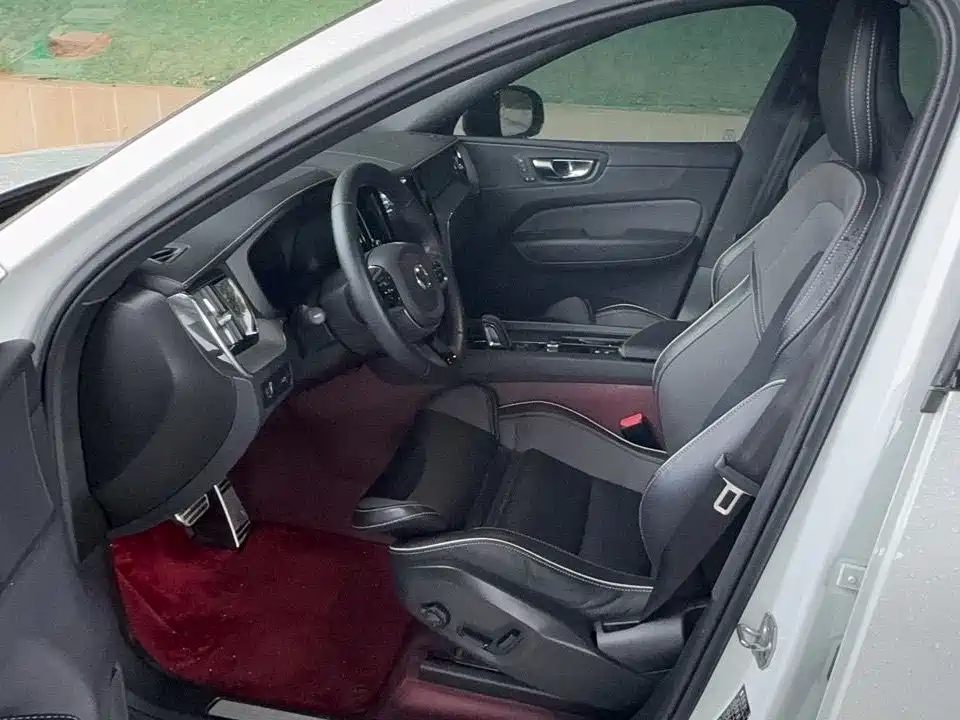 Volvo XC60 2025 2022 B5 AWD Zhiyuan Sport Edition