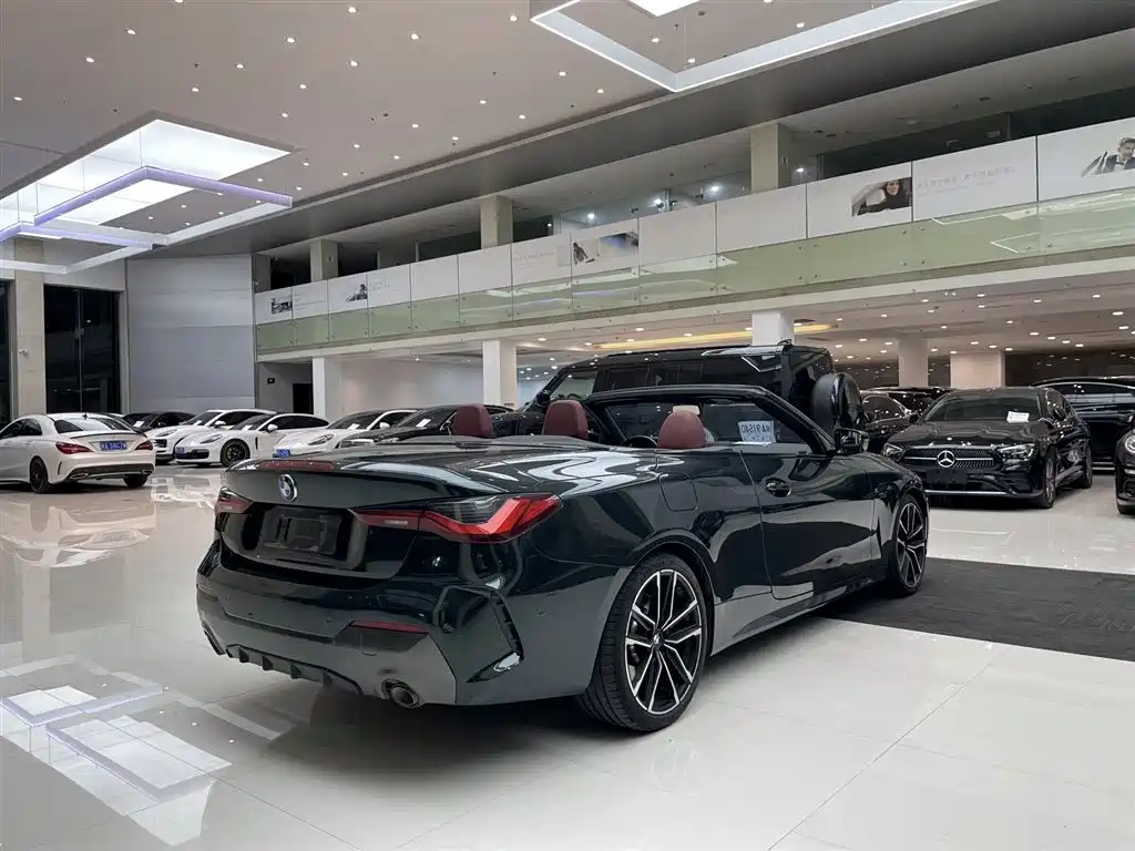 BMW 4 Series 2023 430i Convertible M Sport Shadowline Package фото 9