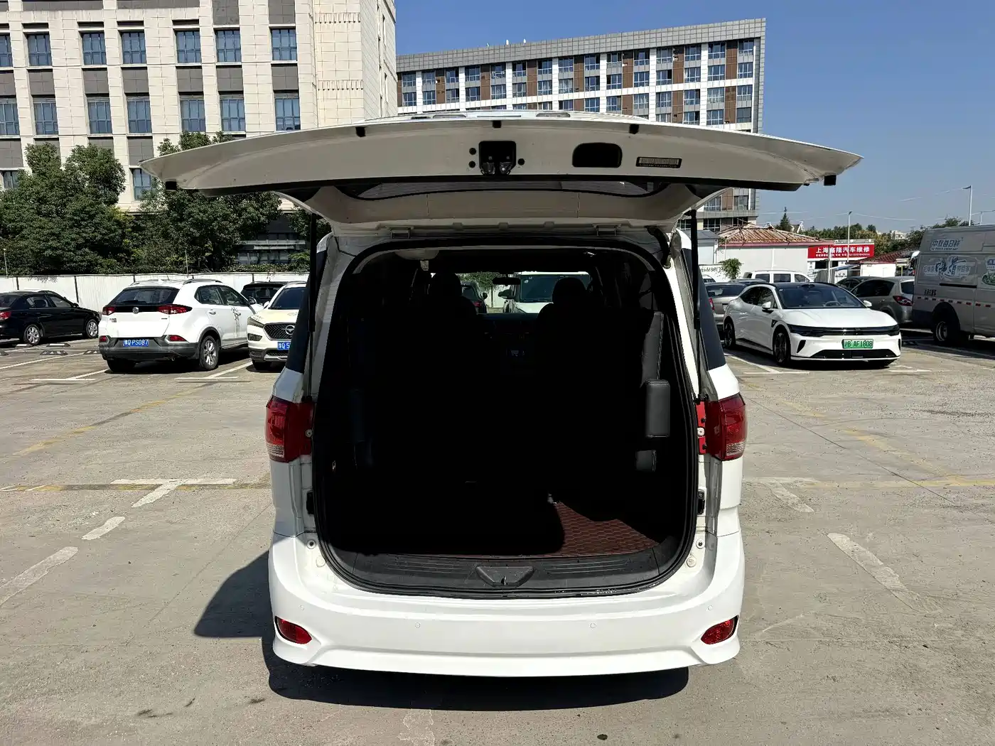 Maxus G10 2019 2018 PLUS 2.0T Automatic Executive Edition