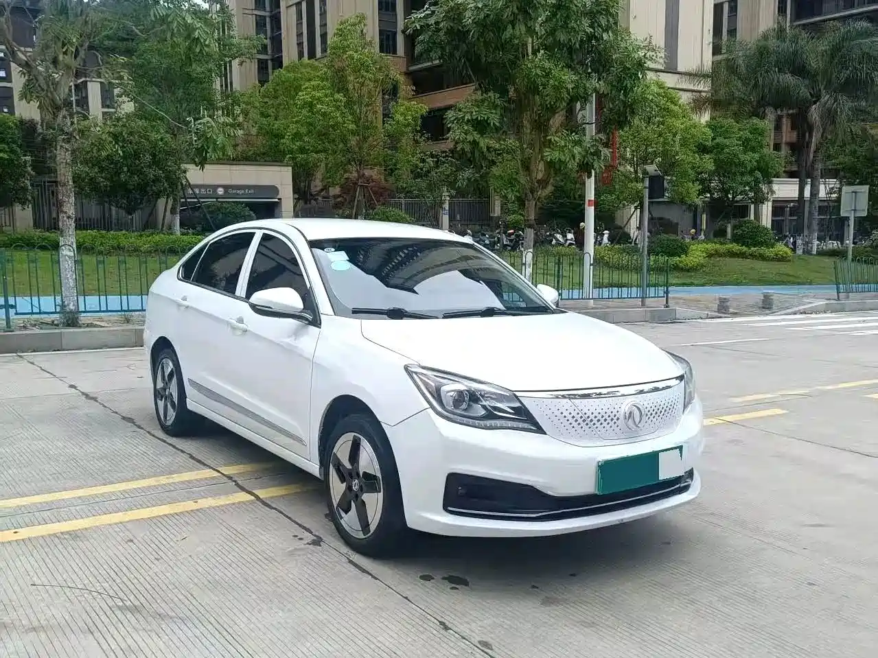 Dongfeng Aeolus Dongfeng Fengshen E70 2022 2021 360H Battery Swap Version