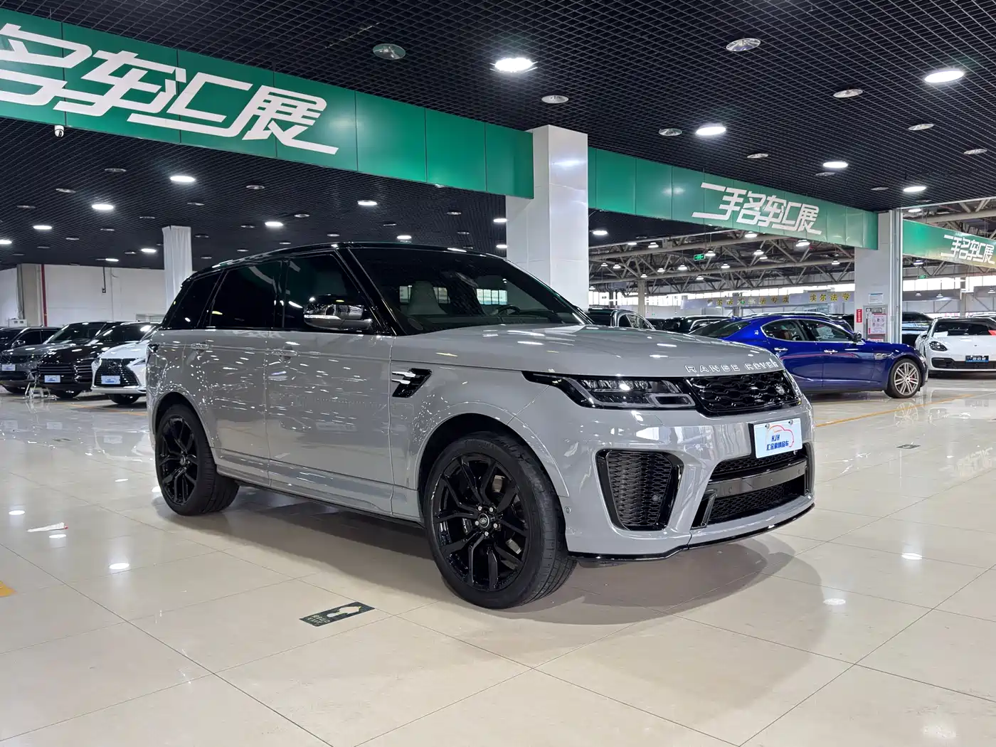 Land Rover Range Rover Sport 2022 Model 5.0 SC V8 SVR Peak Collector's Edition фото 3