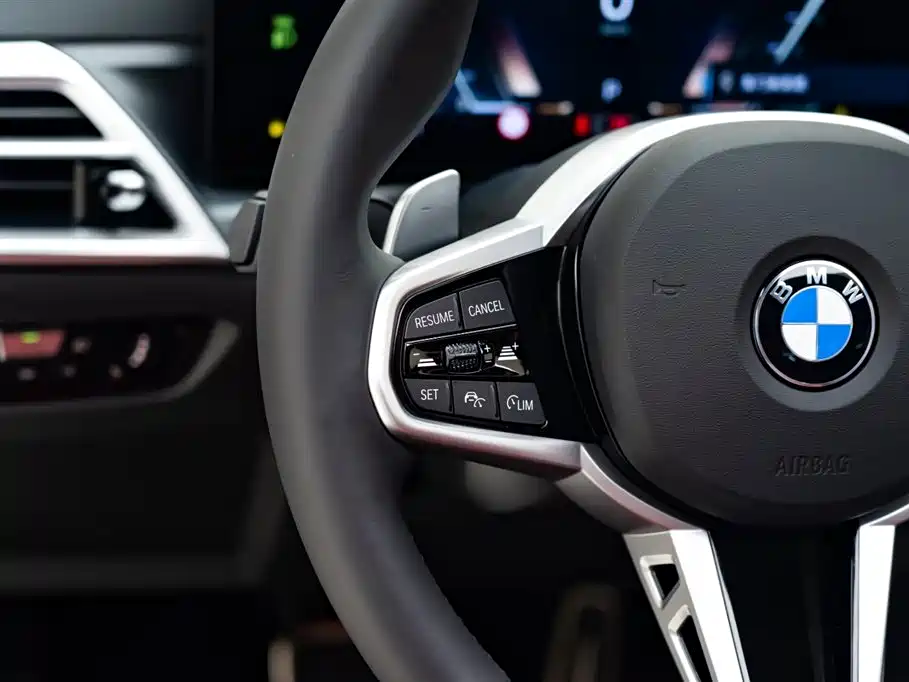 BMW 4-SERIES