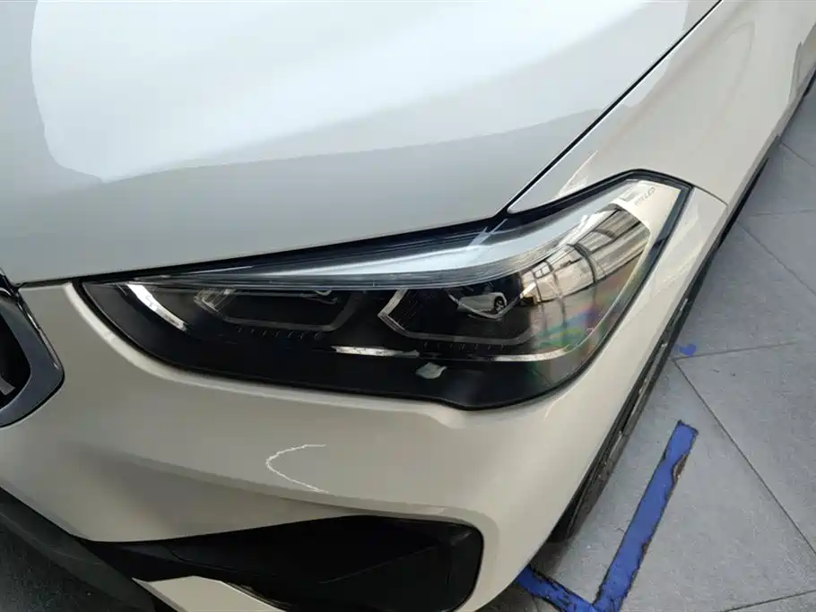 BMW X1 2021 sDrive25Li Leading фото 5