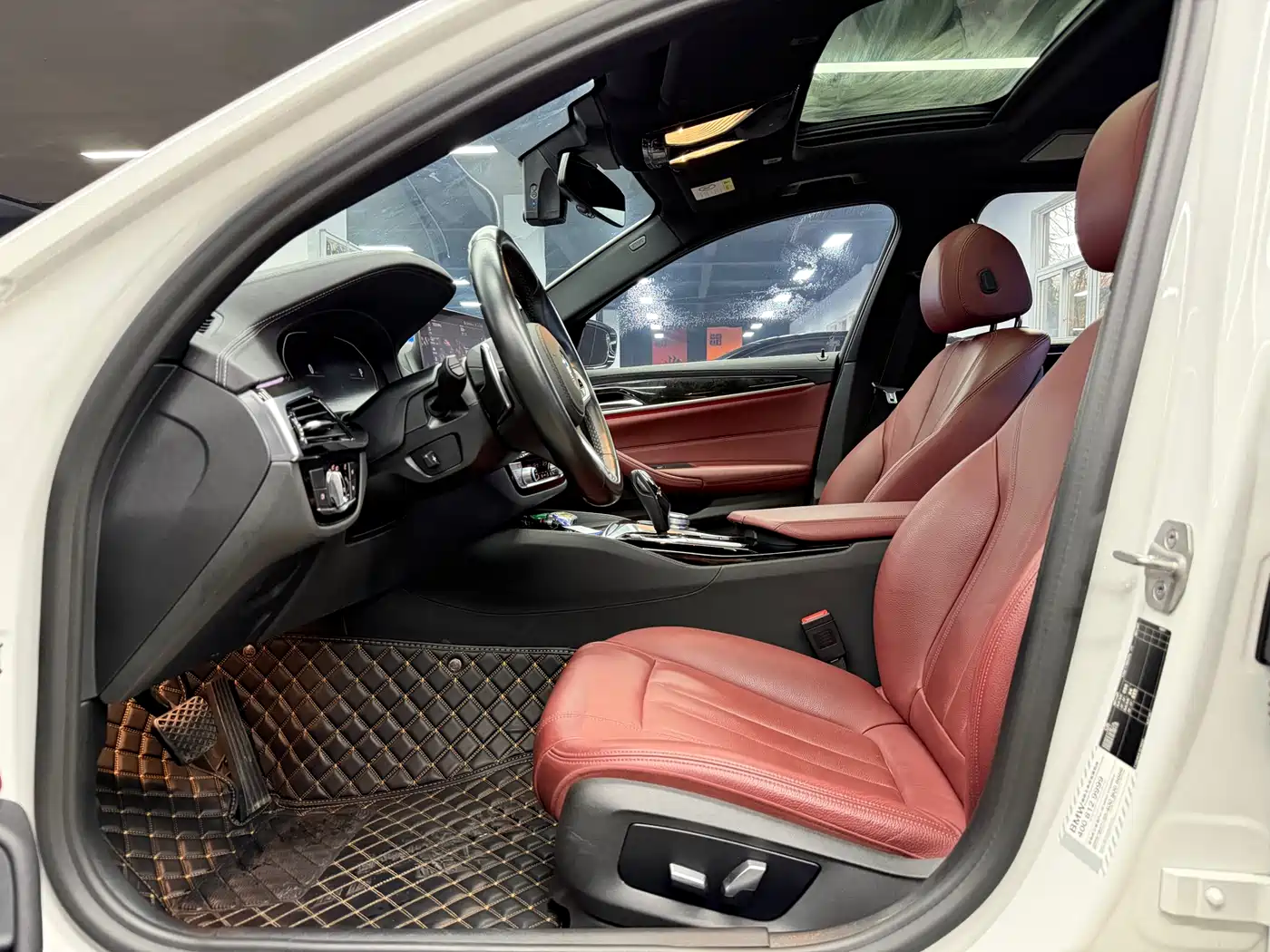 BMW 5 Series 2020 530Li Leading M Sport Package фото 4