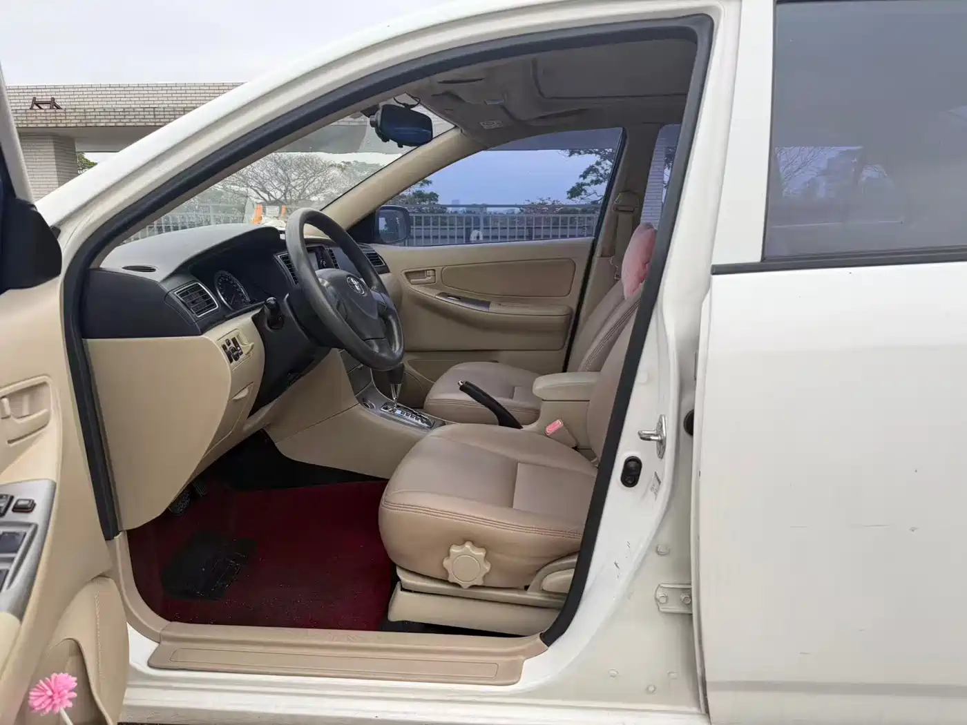 Toyota Corolla 2013 1.6L Automatic Excellence Edition фото 7