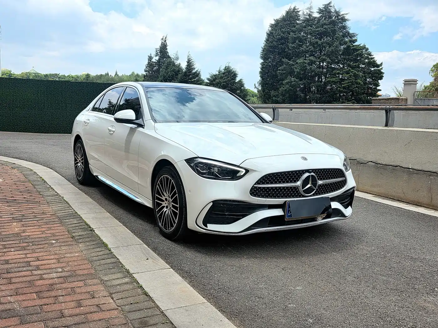 Mercedes-Benz C-Class 2023 C 260 L Sport фото 3