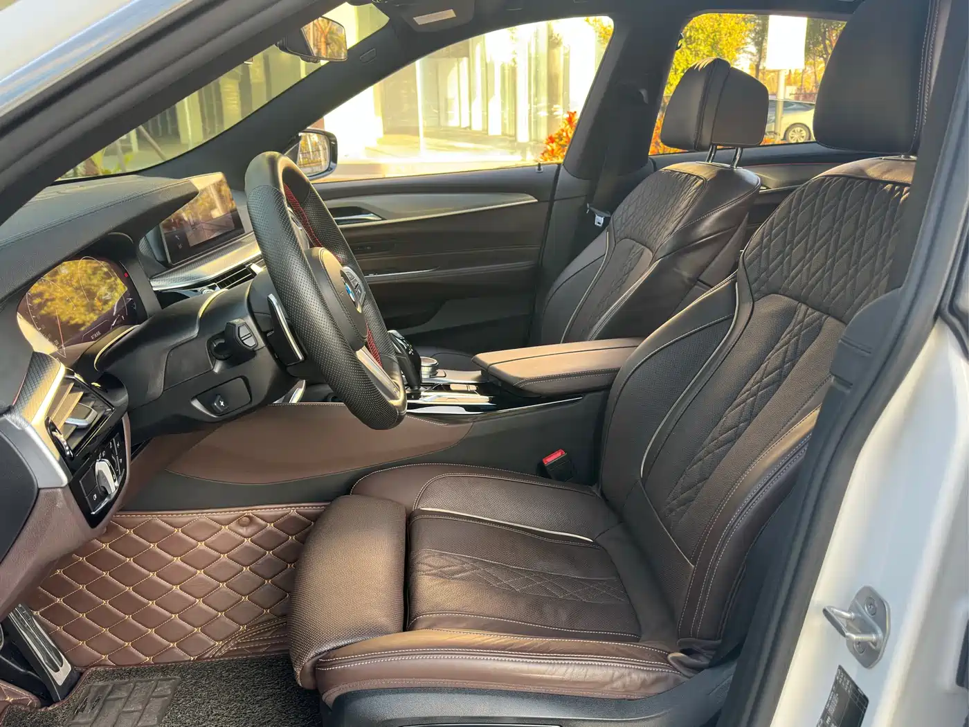 BMW 6 Series GT 2019 630i M Sport Grand Tourer Edition фото 9
