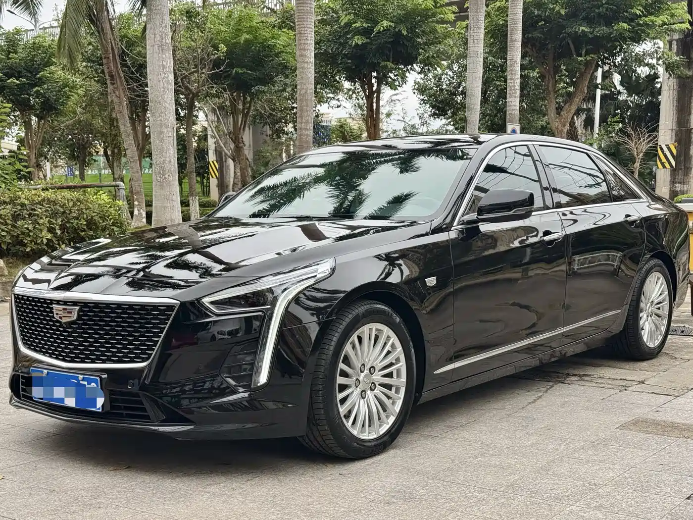CADILLAC CT6